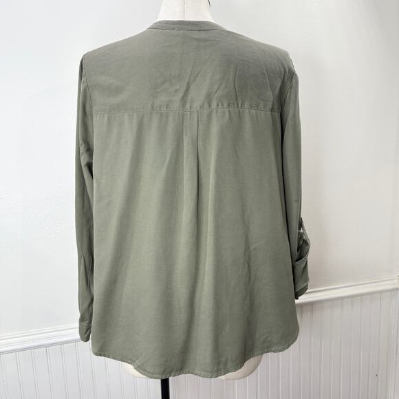 J Jill Plus Size 2X Top Button Up 100% Tencel Olive Green Roll Tab Sleeve V Neck - Picture 2 of 14